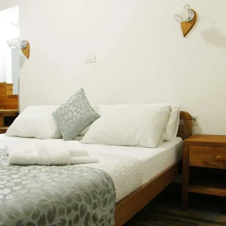 Apartments Scandic Premium Lakeview Охрид Екстериор снимка