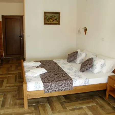 Apartments Scandic Premium Lakeview Охрид Екстериор снимка