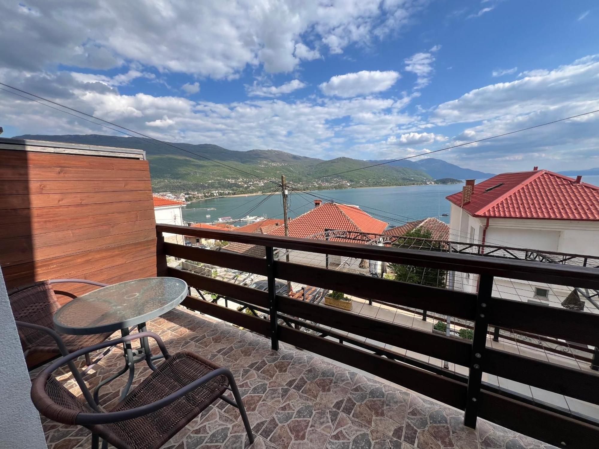 Homestay Apartments Scandic Premium Lakeview